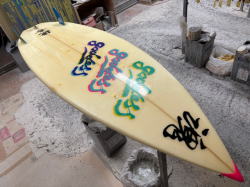 �r���e�[�W�{�[�h �S�b�f�X 8_1